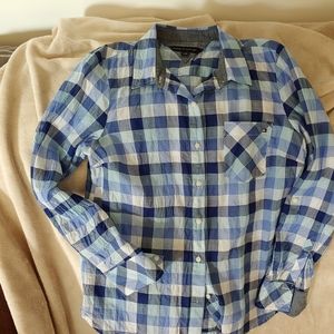 Free or 5$ alone - Long sleeve button down shirt